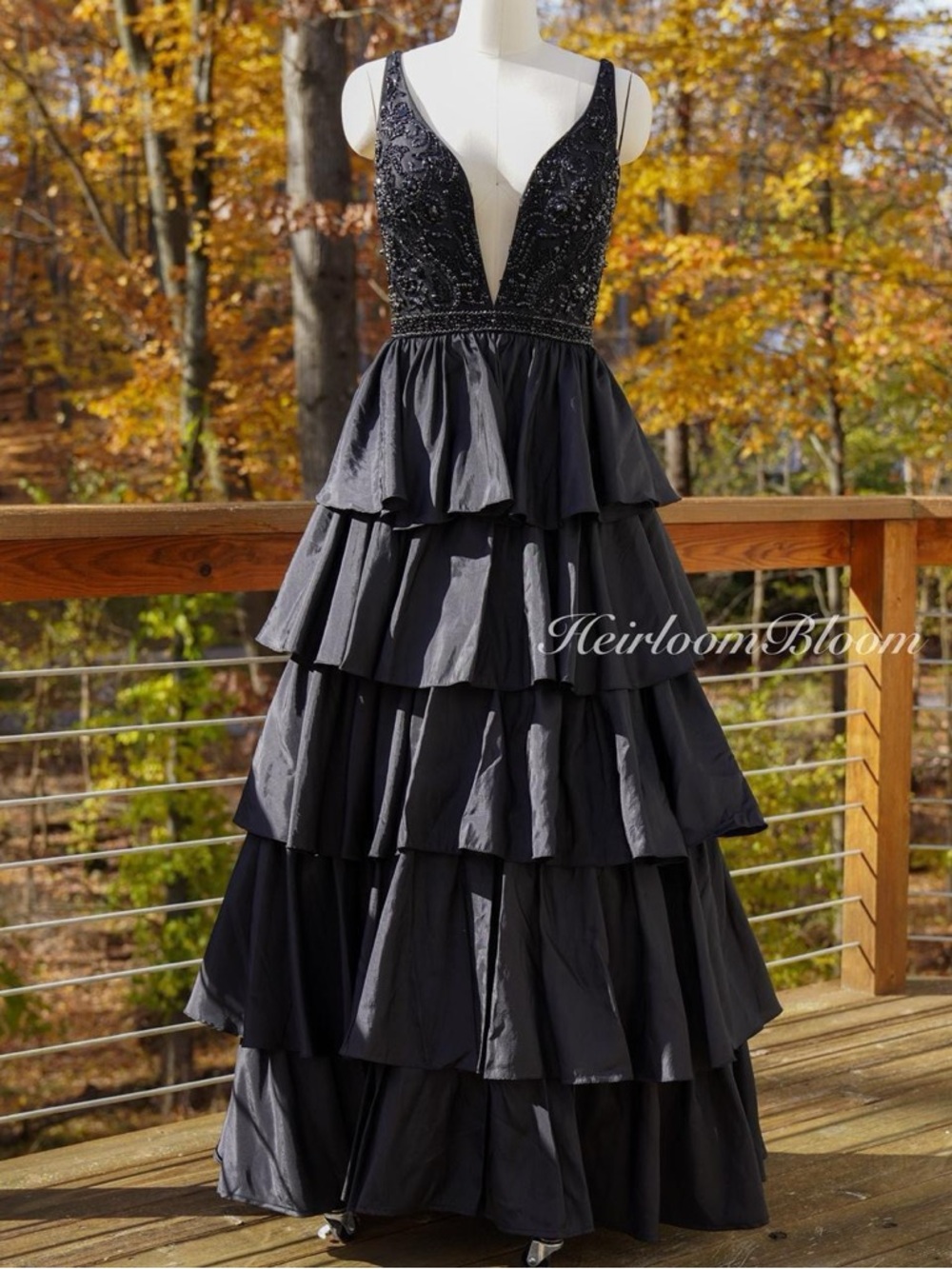 Sherri Hill Black Tiered Beaded V-Neck Evening Gown Prom Dress - Picture 1 of 8